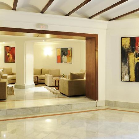 Majestic Hotel Tunis Exterior photo