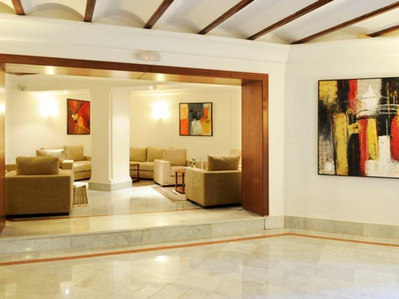 Majestic Hotel Tunis Exterior photo