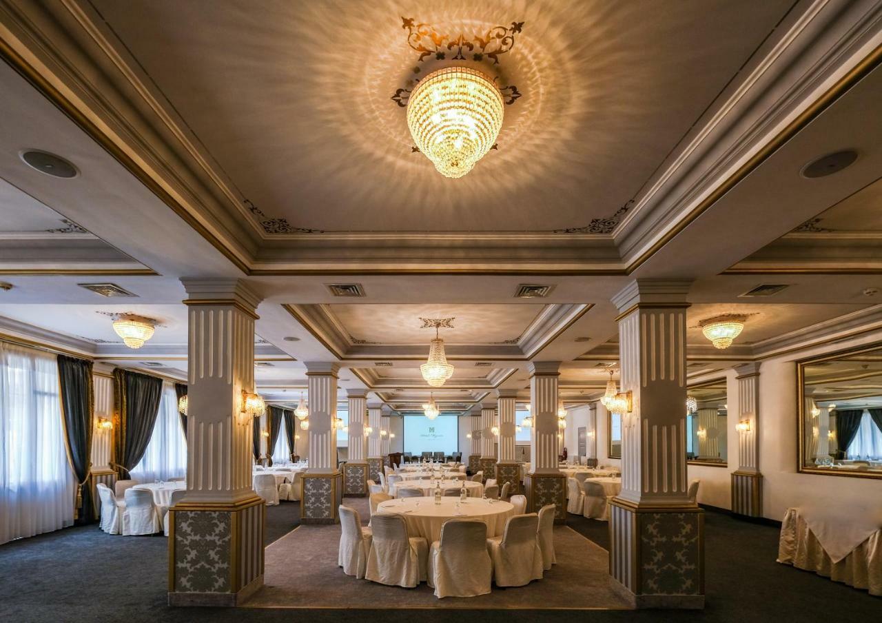 Majestic Hotel Tunis Exterior photo