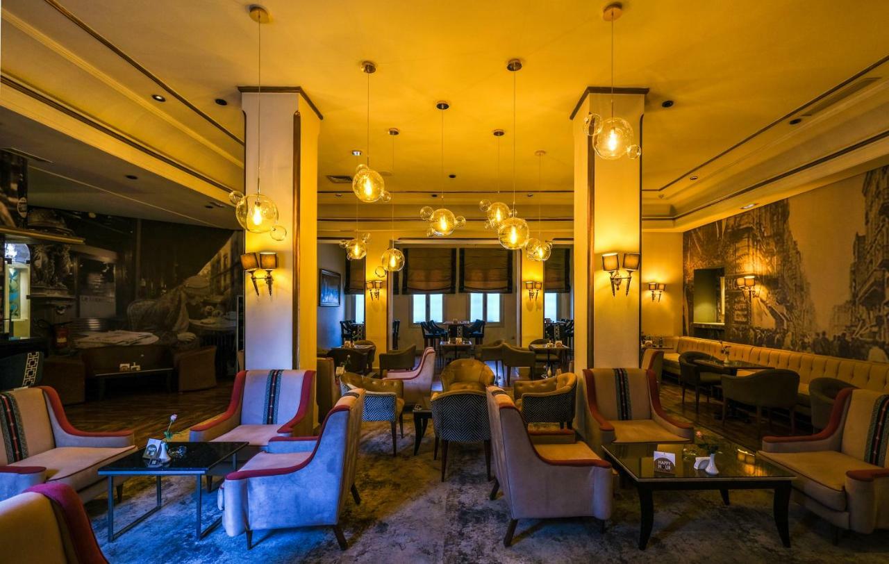 Majestic Hotel Tunis Exterior photo